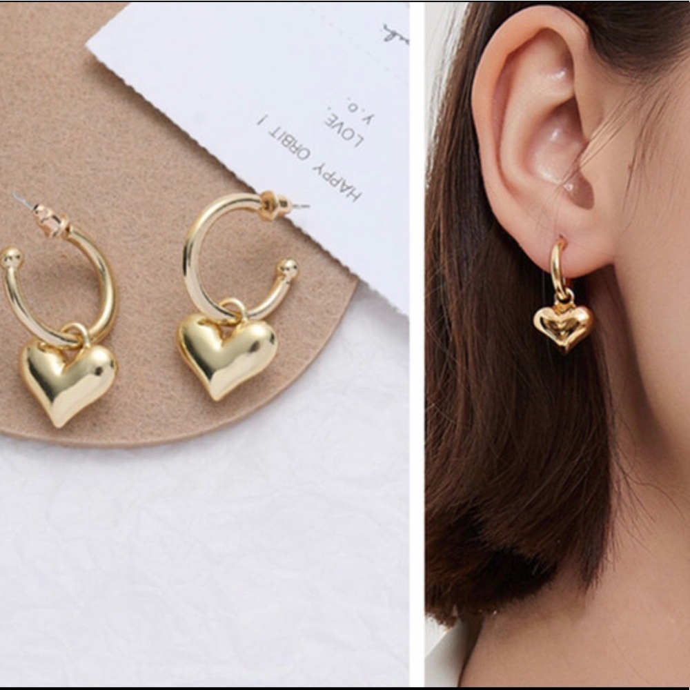 Gorgeous Heart Shape Gold Metallic